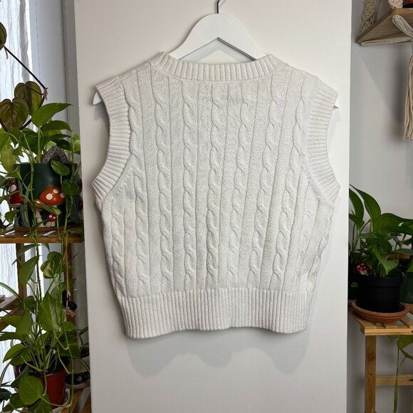 Vintage Forever 21 Cable Knit Vest Size Medium - Picture 2 of 4